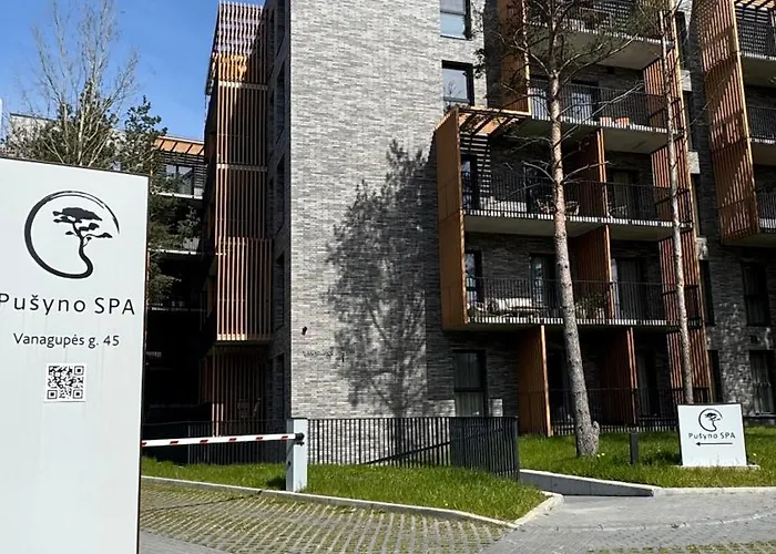 Vanagupe Frida & Pusynas パランガ